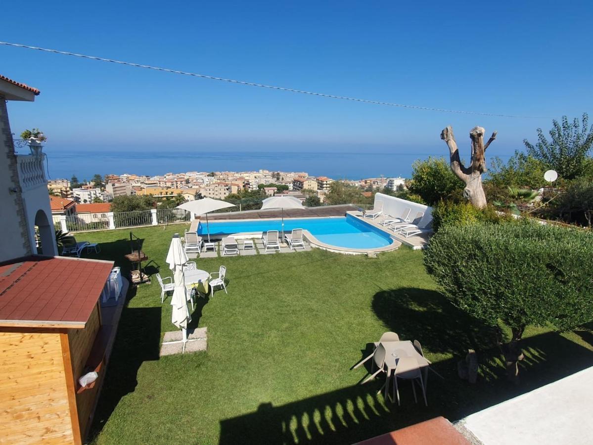 Appartamenti Borgo Panoramico N 4 Тропея Экстерьер фото