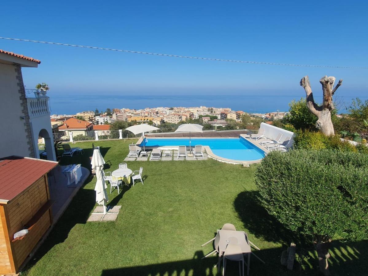 Appartamenti Borgo Panoramico N 4 Тропея Экстерьер фото